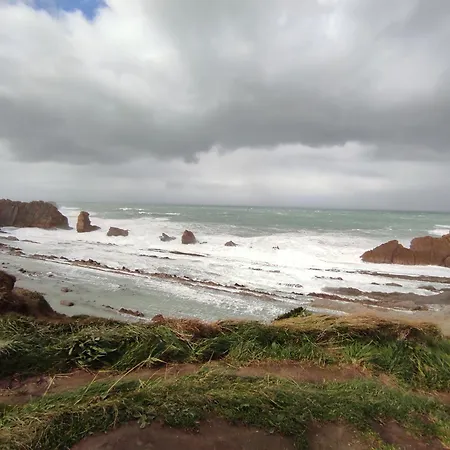 Casa Playas Costa Quebrada 아파트